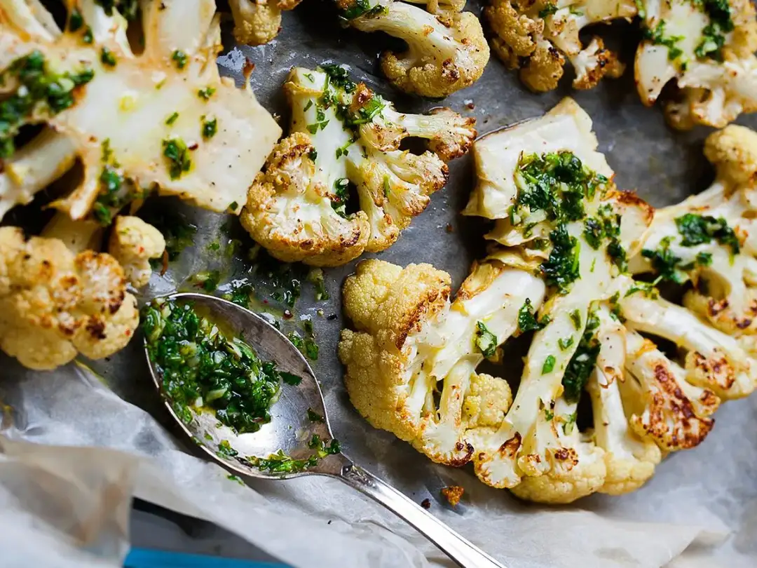 Co zrobić z ugotowanym kalafiorem? 10 pysznych przepisów, które zaskoczą