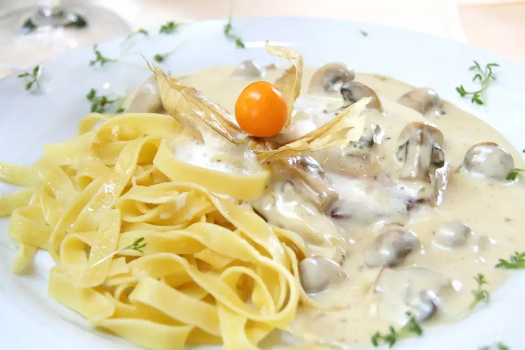 Jak zrobić dobry sos z pieczarek, który zachwyci Twoich gości