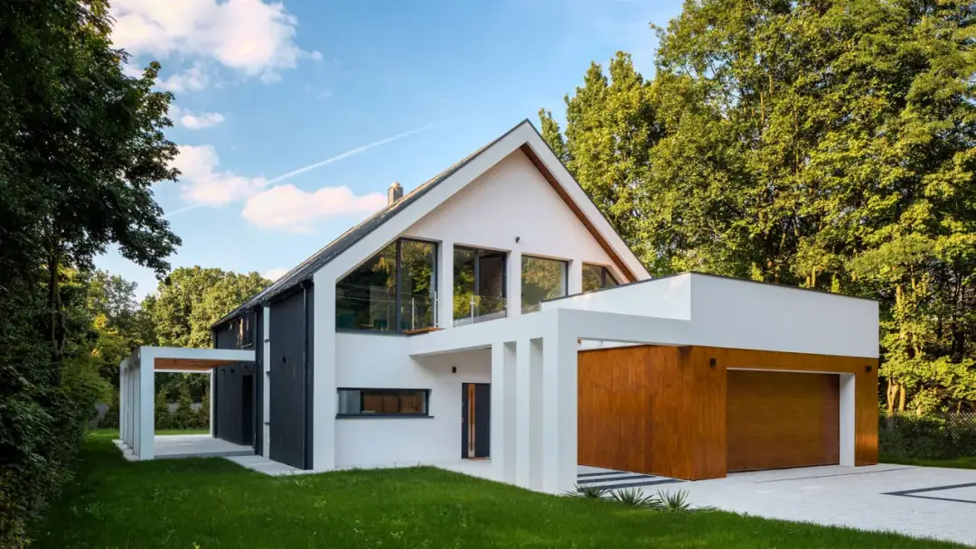 Ile kosztuje wykonanie elewacji w domu jednorodzinnym? Sprawdź ceny!