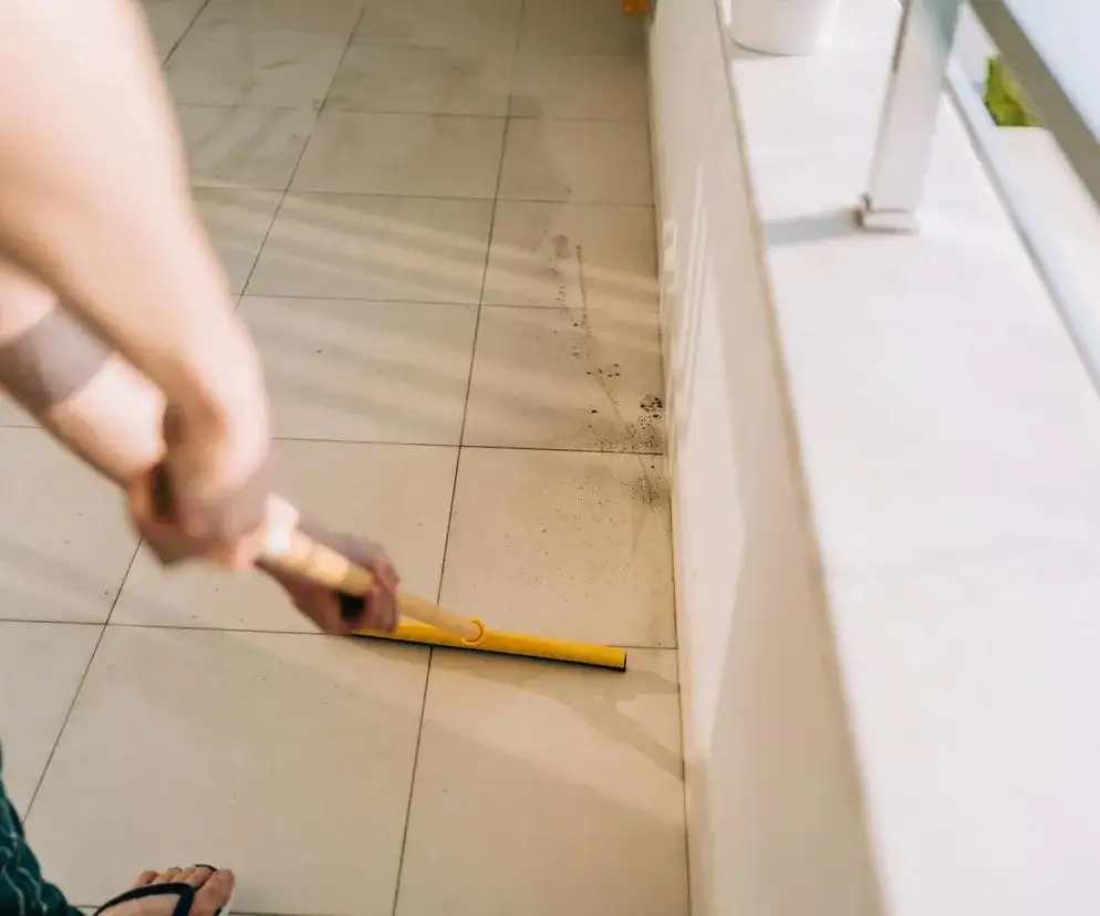 Jak odświeżyć fugi w kafelkach i przywrócić im nowy blask