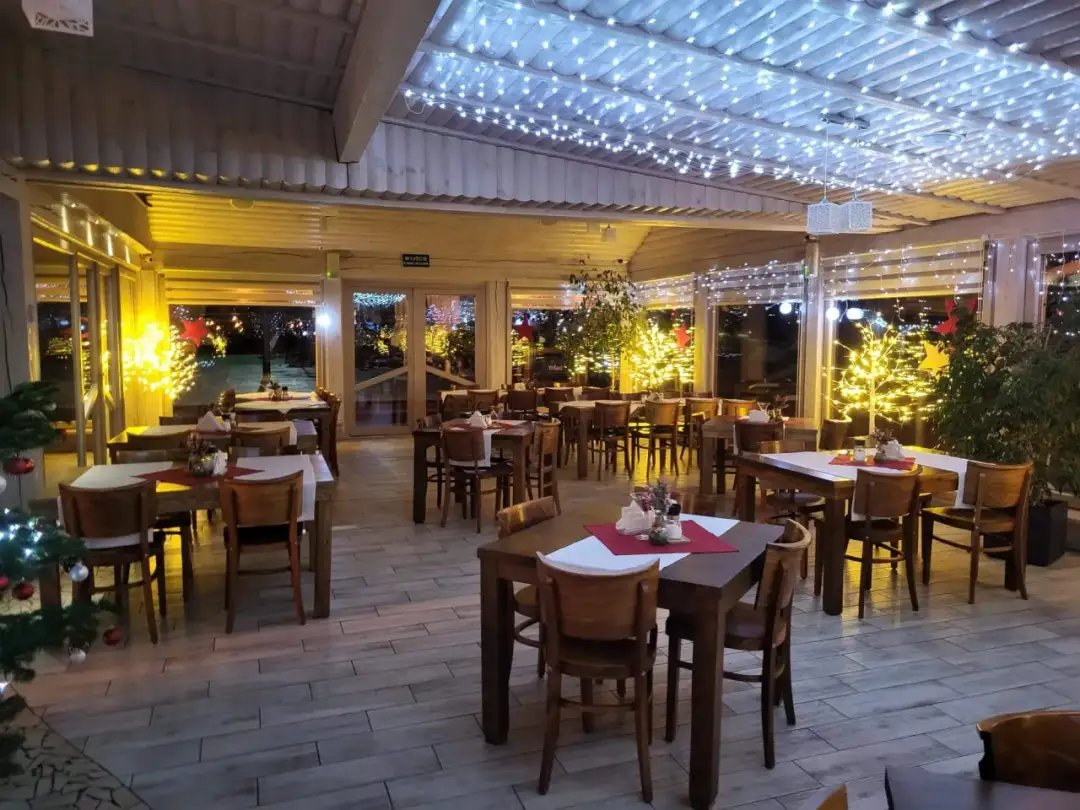 Gdzie zjeść w Dusznikach-Zdroju: Najlepsze restauracje w okolicy