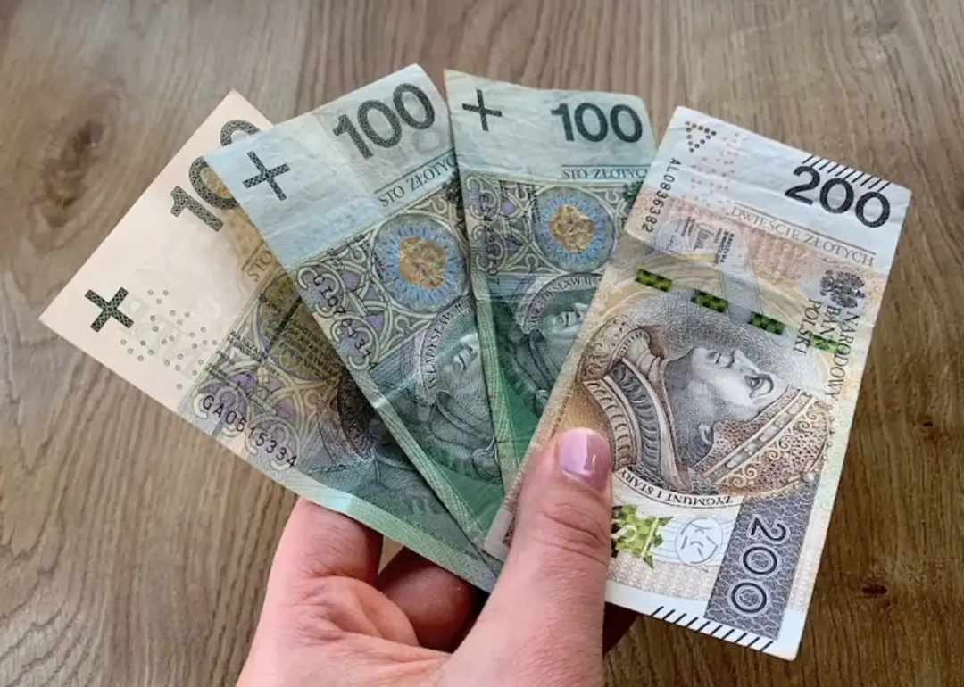 Ile wynosi emerytura po 5 latach pracy? Niska kwota zaskakuje!