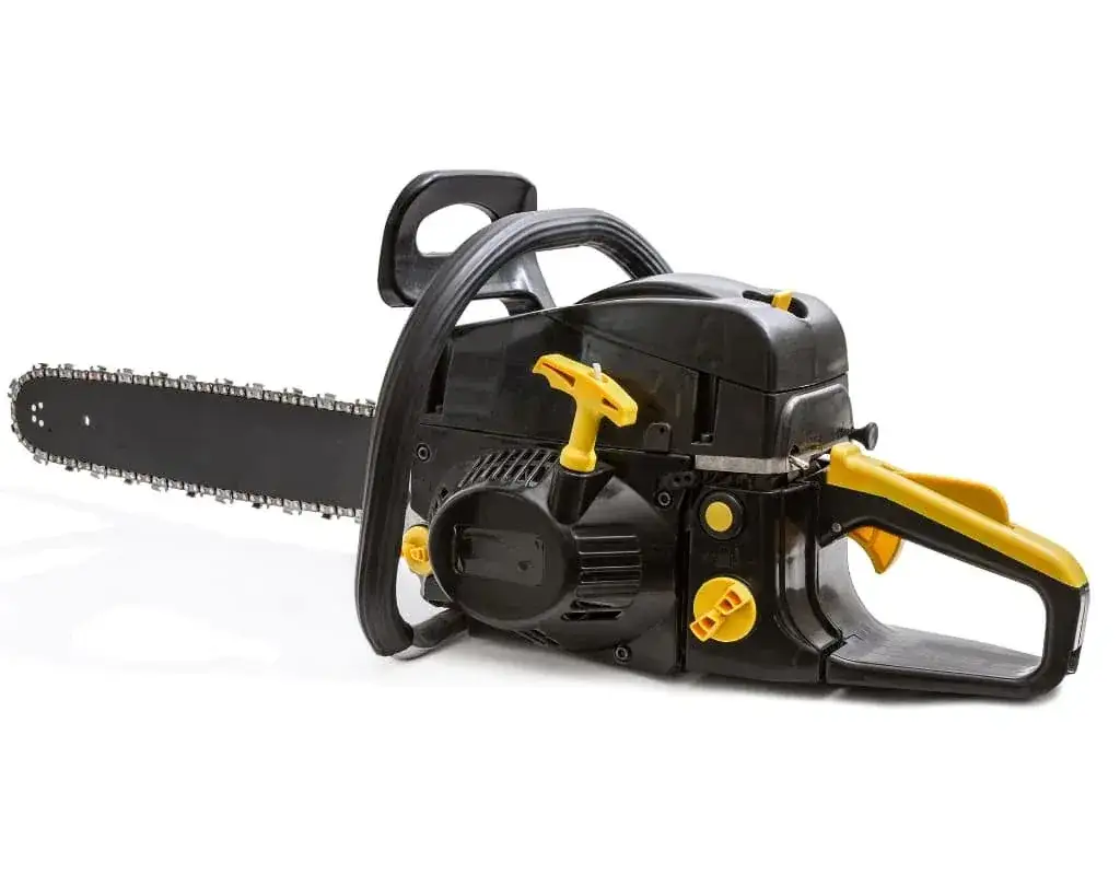 Pilarka spalinowa, elektryczna czy akumulatorowa? Wybierz mądrze!