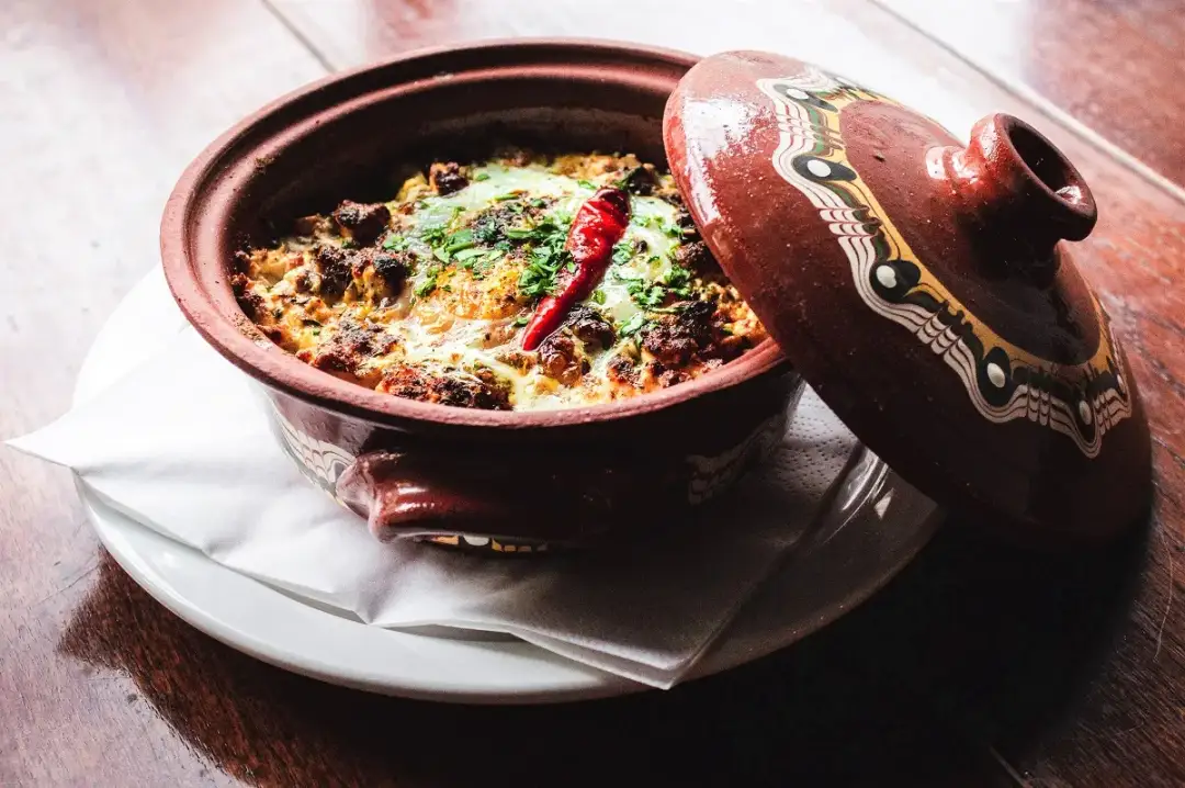 Co zjeść w Bułgarii: Najlepsze tradycyjne potrawy, które musisz spróbować