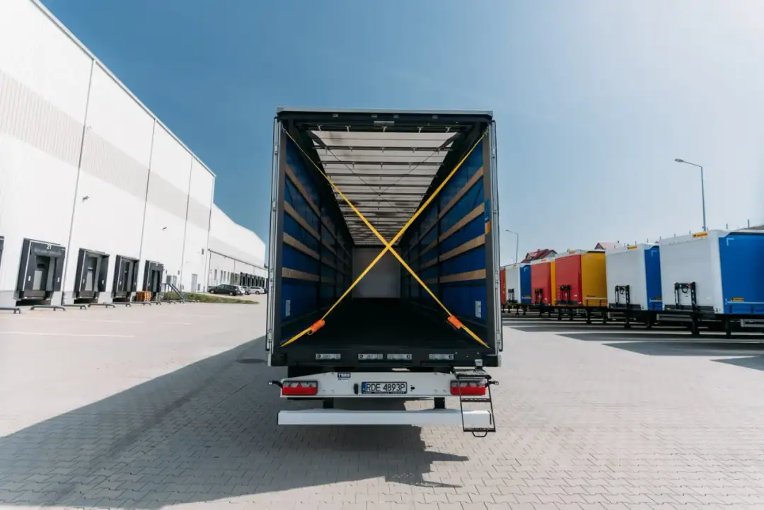 Ile kosztuje nowa naczepa Wielton? Ceny, które mogą Cię zaskoczyć