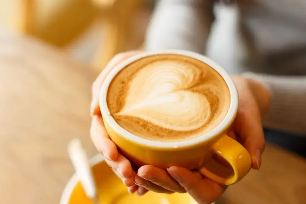 Piękne obrazki dobrego dnia: najlepsze życzenia poranne do wysłania bliskim