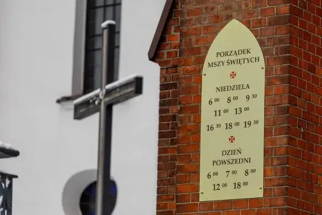 Biskup Tadeusz Zawistowski - życie i działalność w Kościele