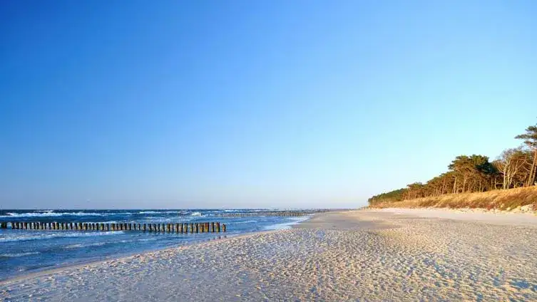 Gdzie najwięcej turystów nad morzem? Najpopularniejsze miejscowości w Polsce