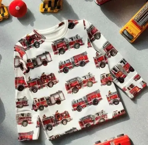 Najlepsze bluzki dla chłopców – modne style i wygodne materiały