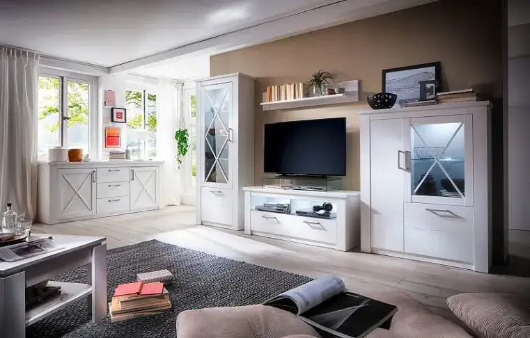 Jakie dodatki do białych mebli, które odmienią Twoje wnętrze?