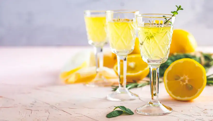 Jak zrobić nalewkę cytrynową na spirytusie - prosty przepis krok po kroku