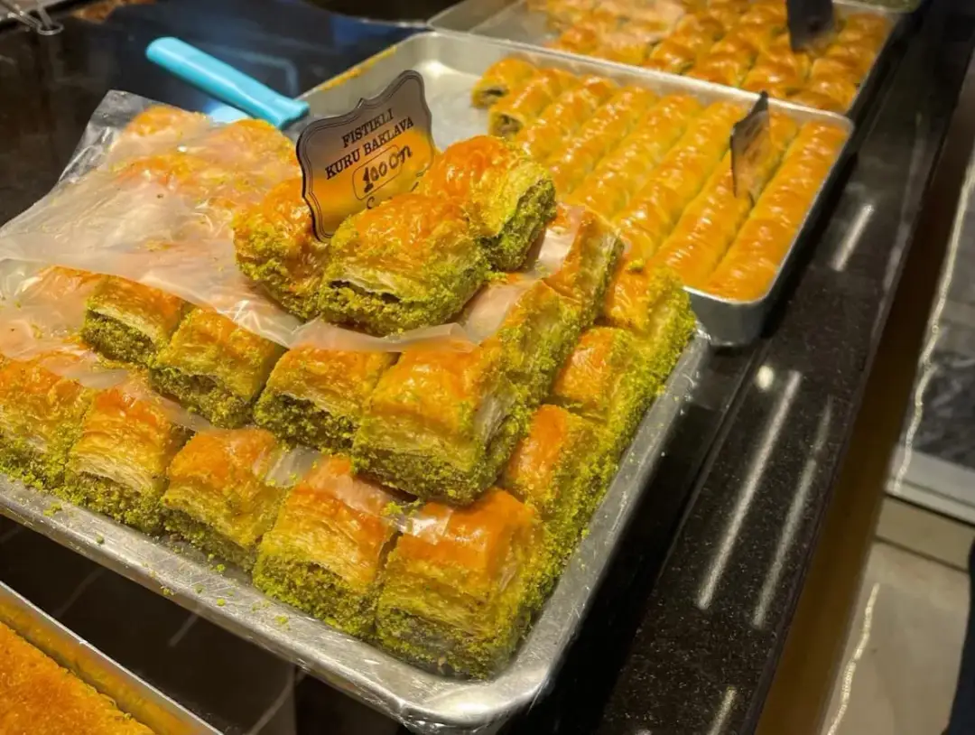 Jakim ciastem zaskoczyć gości? Oryginalne przepisy na wyjątkowe desery