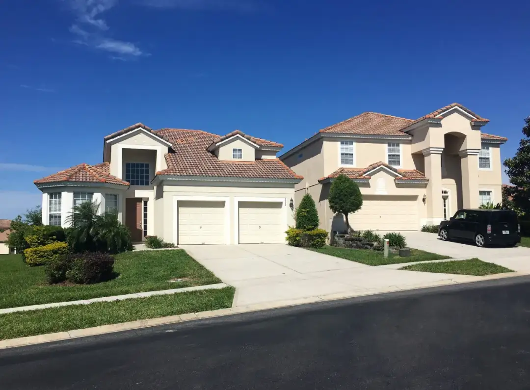 Ile zarabia agent nieruchomości w USA? Fakty, które zaskakują