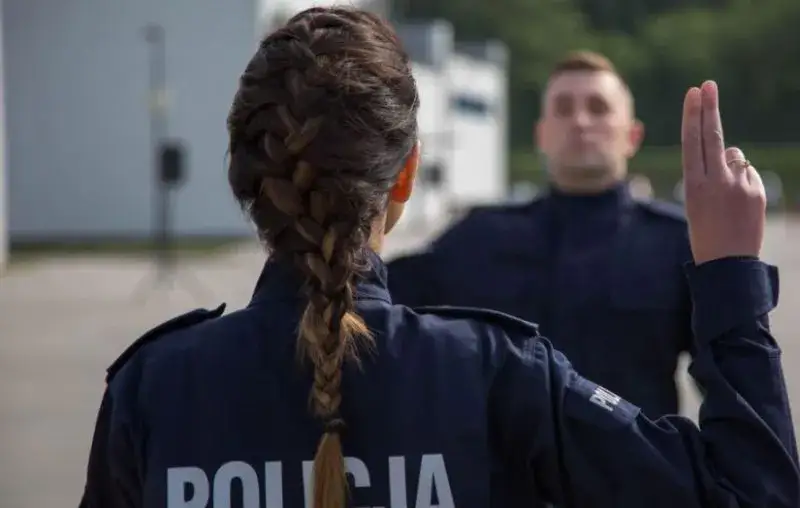 Co dyskwalifikuje w komisji lekarskiej do policji? Ważne informacje