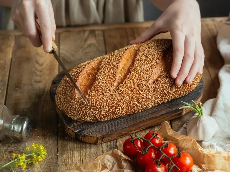 Jak zrobić dietetyczny chleb w domu, który zaskoczy smakiem i zdrowiem