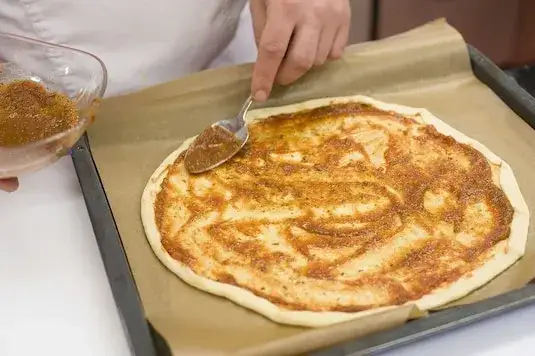 Jak zrobić dobre ciasto na pizzę, które zaskoczy wszystkich smakoszy