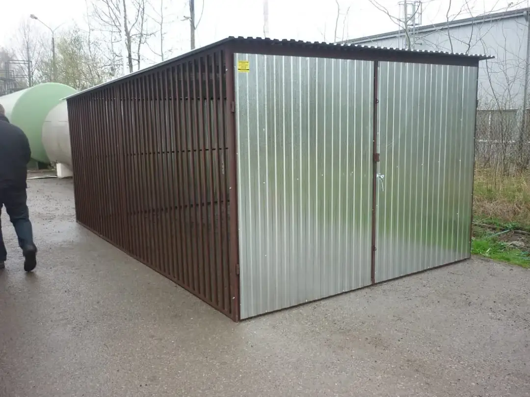 Jakie kotwy do garażu blaszanego wybrać: poradnik bezpiecznego montażu