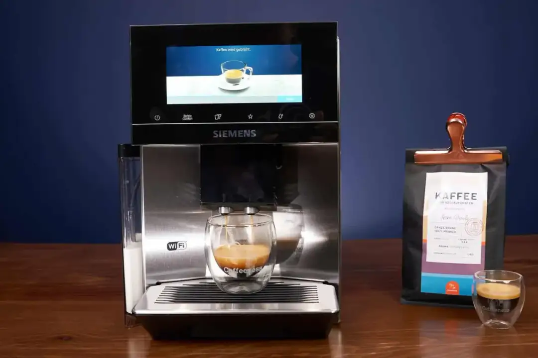 Die beste Profi Kaffeemaschine für die Gastronomie: Effizient und langlebig