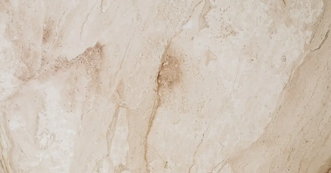 Podłoga Marmurowa - Jak Wybrać, Układać i Pielęgnować Marmur w Twoim Domu