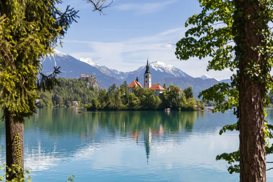 Słowenia: Co warto zobaczyć? Przewodnik po najpiękniejszych miejscach