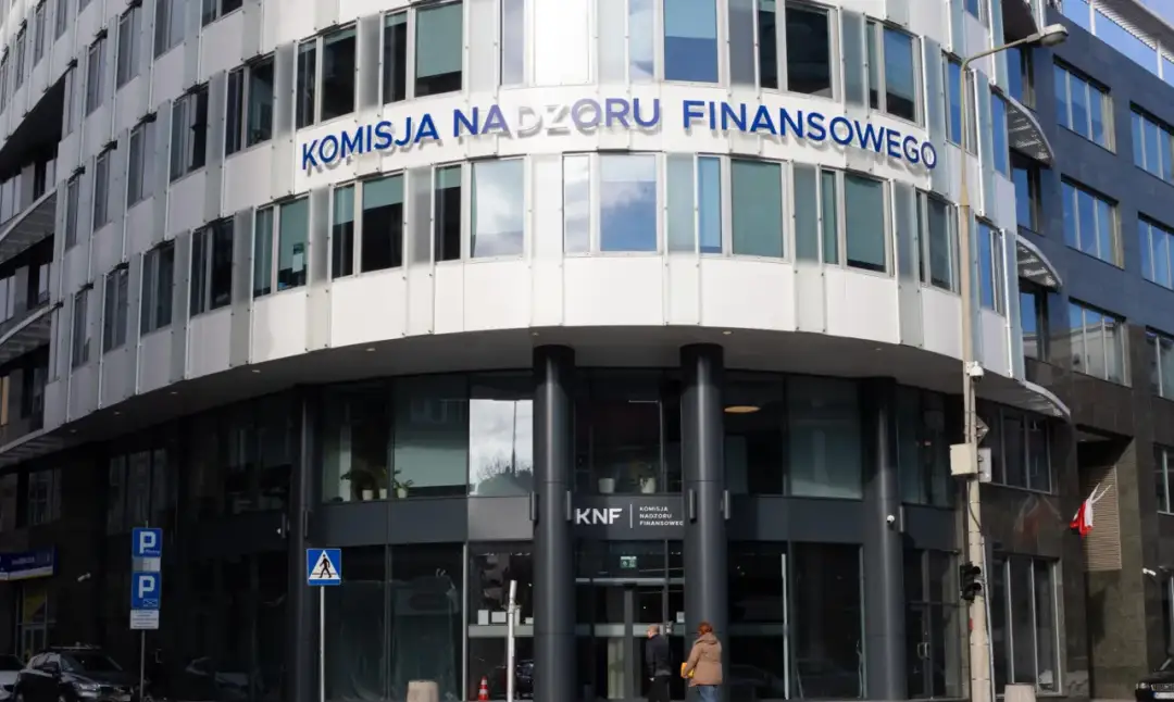 Ustawa o Komisji Nadzoru Finansowego: Kluczowe informacje i zmiany