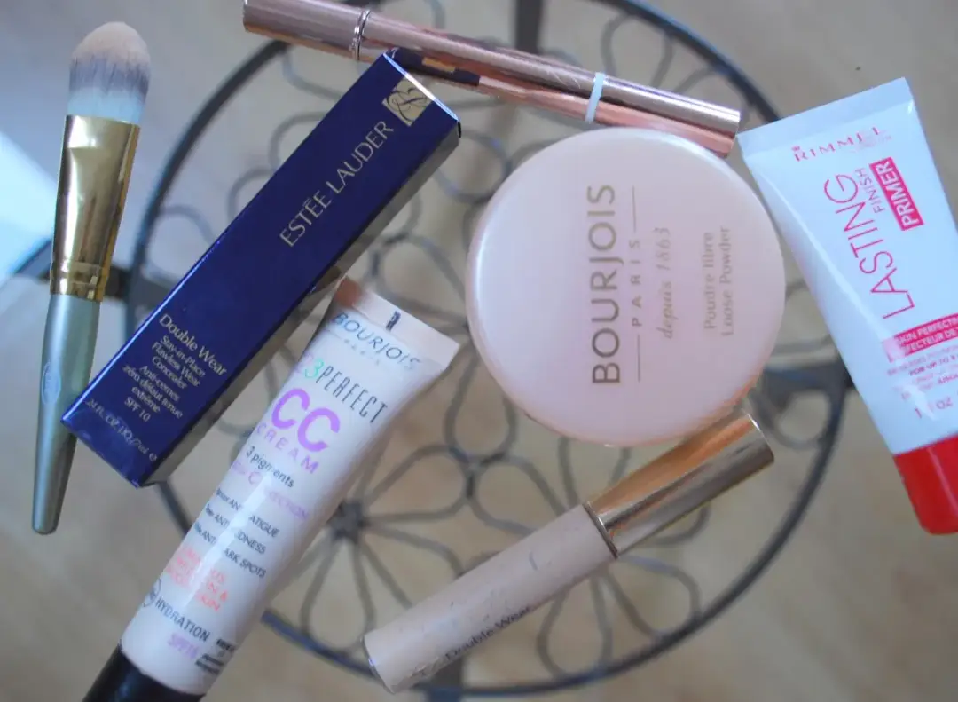 Bourjois 123 Perfect: Jak stosować, by ukryć cienie i zaczerwienienia?