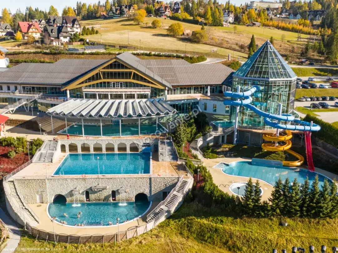 Odkryj Bukowinę Tatrzańską: Atrakcje, termy i szlaki na urlop