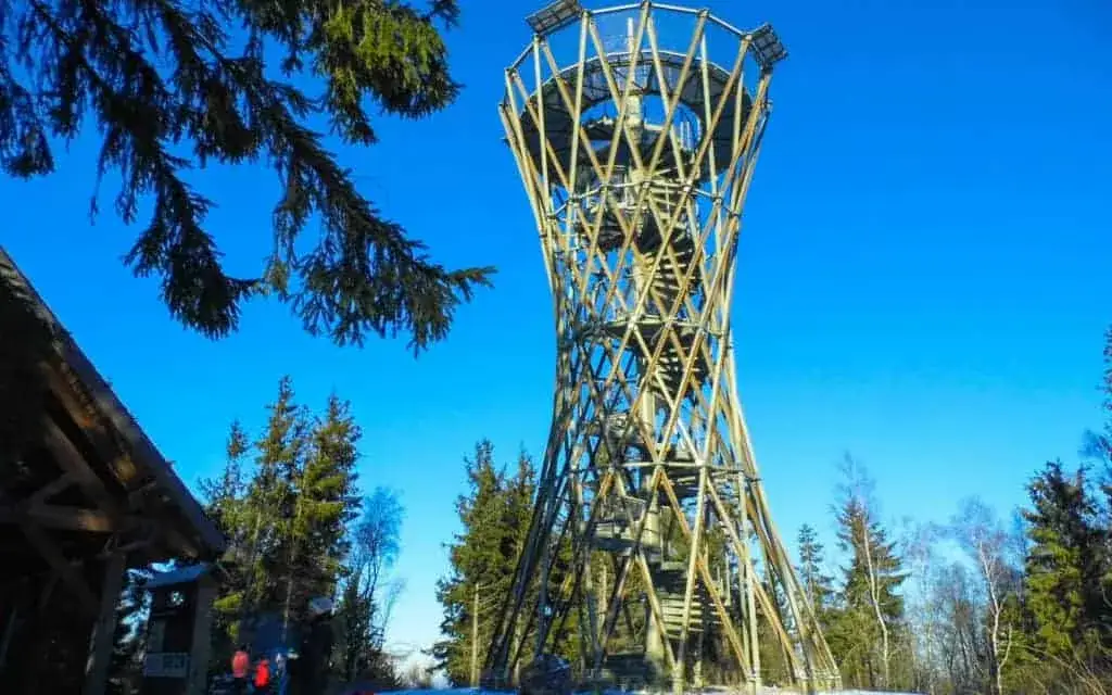 Szlaki w Borowej Dolinie: co warto zobaczyć