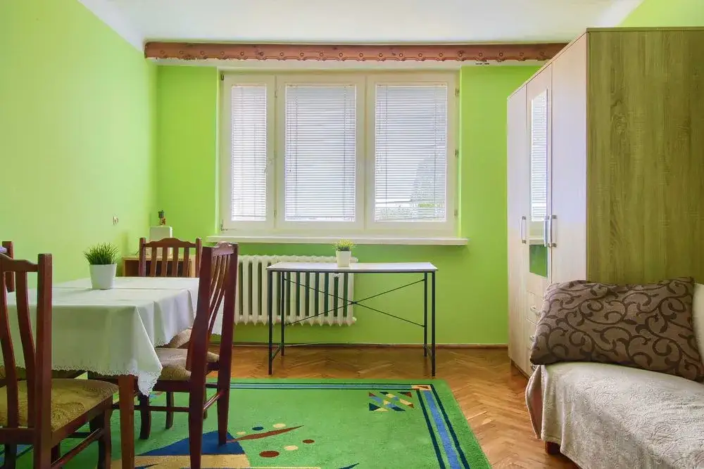 Ile kosztuje wynajem mieszkania na wsi? Zaskakujące ceny w regionach