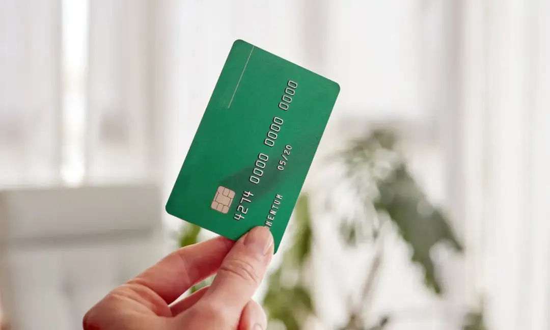 Jak spłacić kredyt odnawialny w mBanku i uniknąć dodatkowych kosztów