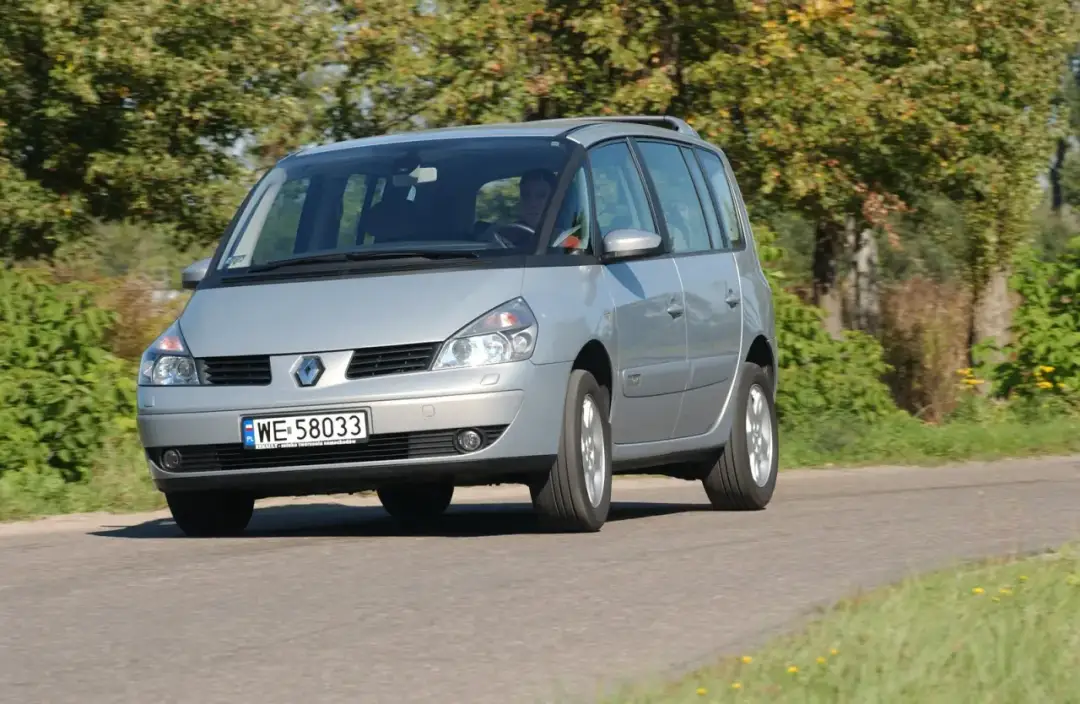 Renault Espace 4 pojemność baku – ile litrów ma zbiornik paliwa?