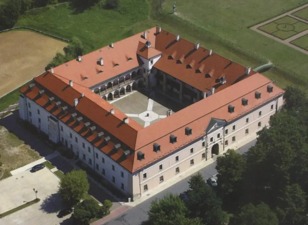 Opinie o zamku królewskim w Niepołomicach - zalety i wady pobytu