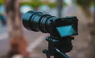 Najlepsze obiektywy do filmowania w bezlusterkowcu. Profesjonalny wybór