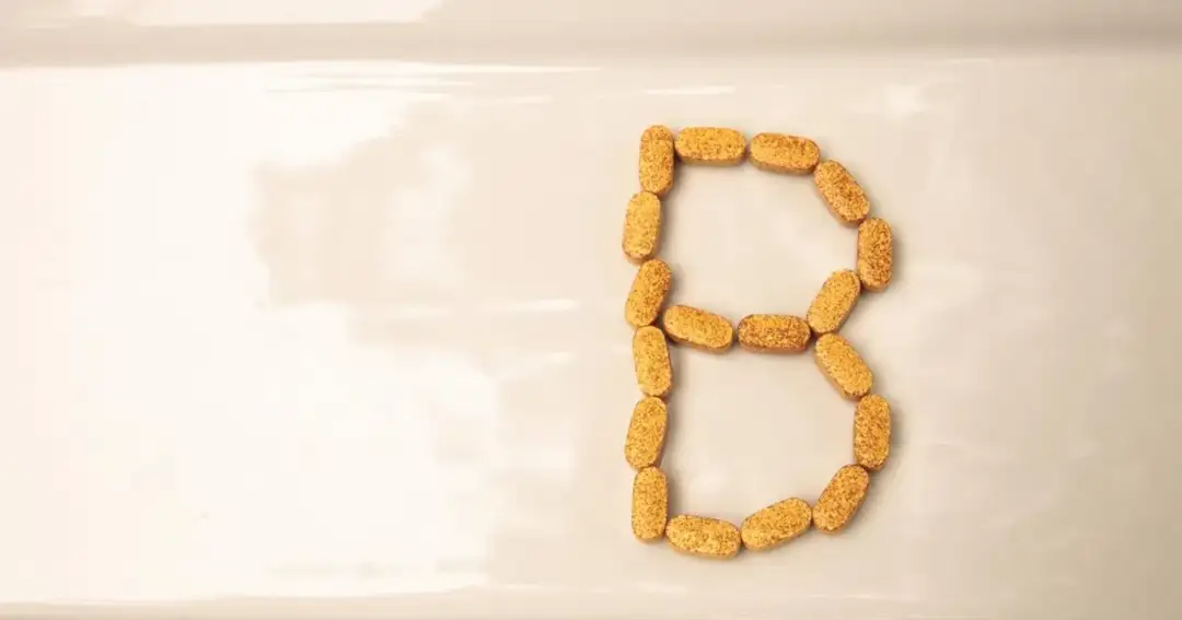 Witamina B Complex – kiedy zażywać, aby uniknąć skutków ubocznych?