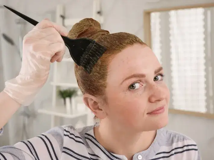 Ile czasu po hennie można malować farbą, aby uniknąć zniszczeń?