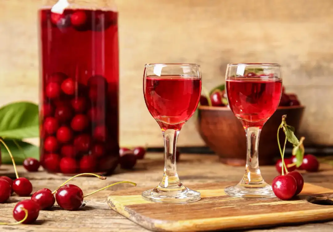 Jak zrobić nalewkę z czereśni - prosty przepis na wyjątkowy smak