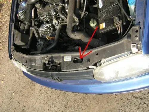 Jak wymienić chłodnicę w Golfie 4 i uniknąć kosztownych błędów