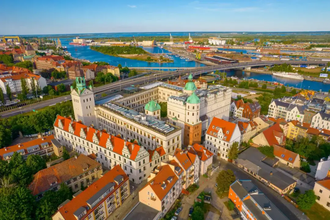 Gdzie zjeść w Szczecinie? 10 najlepszych miejsc, które musisz poznać