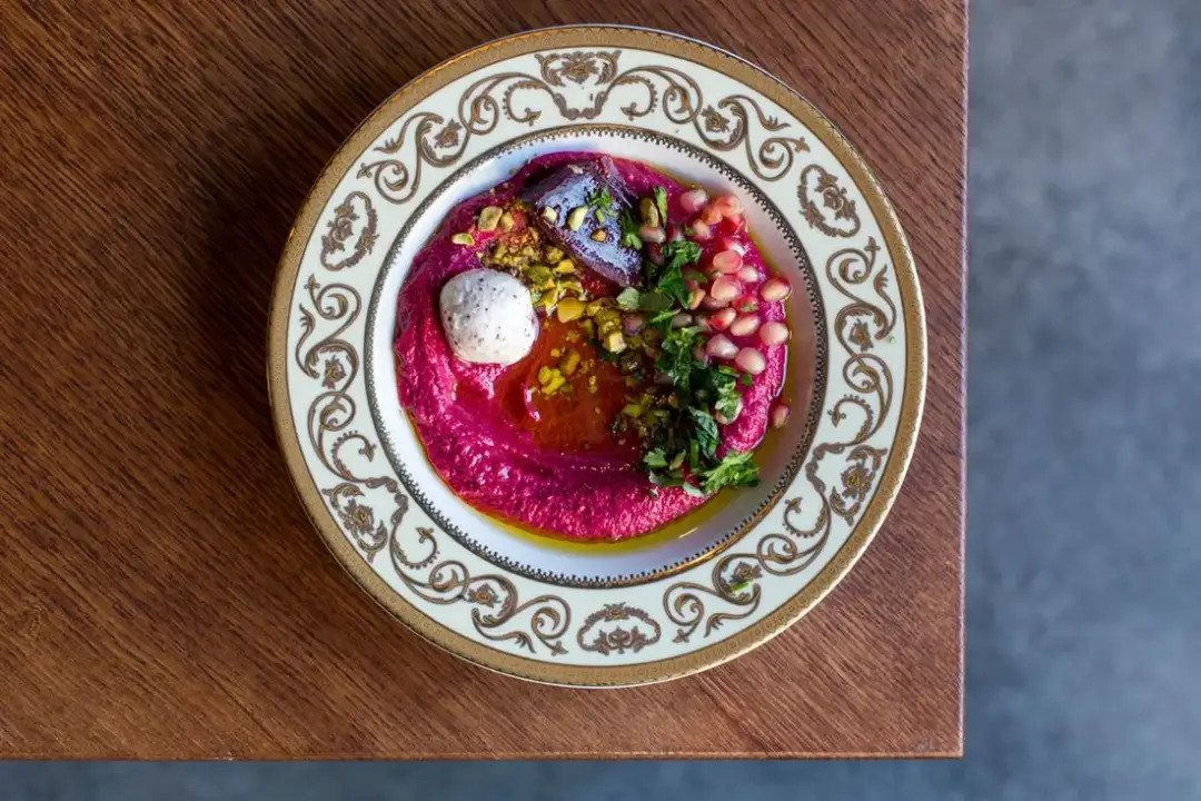 Gdzie zjeść w Katowicach? Twój przewodnik po smakach Śląska