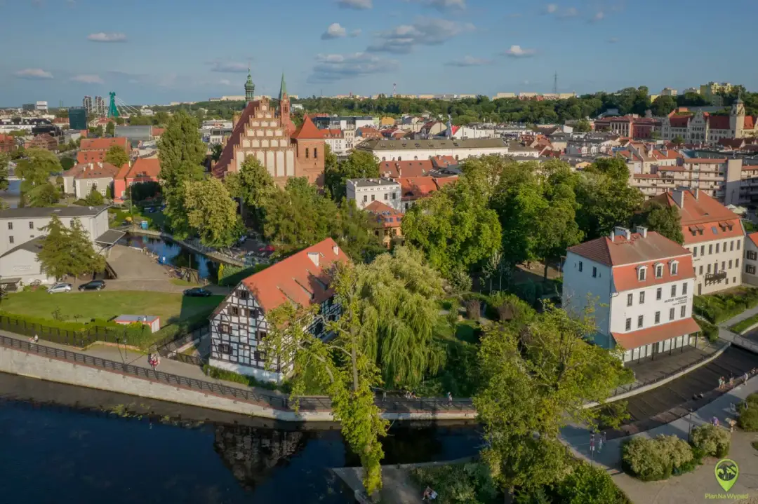 Bydgoszcz: Atrakcje, co zobaczyć i plan zwiedzania [Przewodnik]