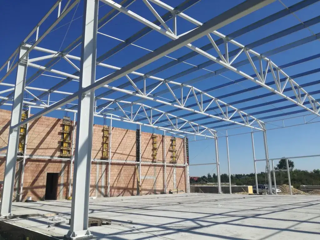 Kotwy do konstrukcji stalowych – kluczowe elementy dla stabilności budowli