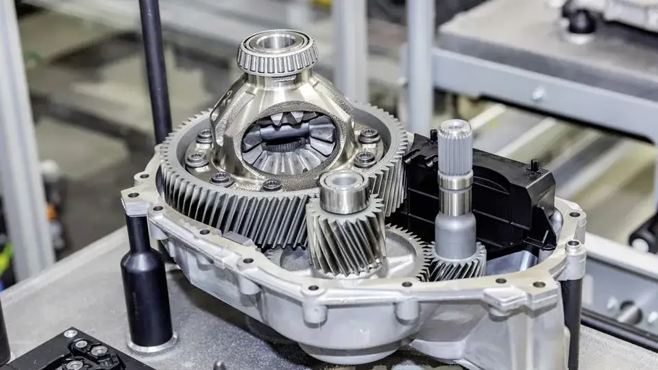 Ile waży skrzynia biegów? Zaskakujące różnice między typami i modelami