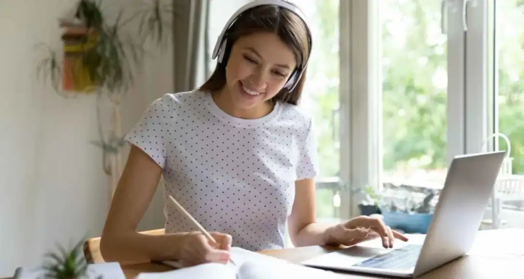 Jaki laptop edukacyjny wybrać, aby uniknąć rozczarowania?