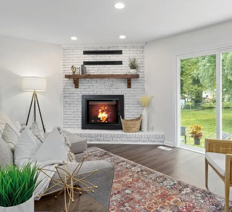 Jaką powierzchnię ogrzeje kominek 14 kW w różnych typach budynków?