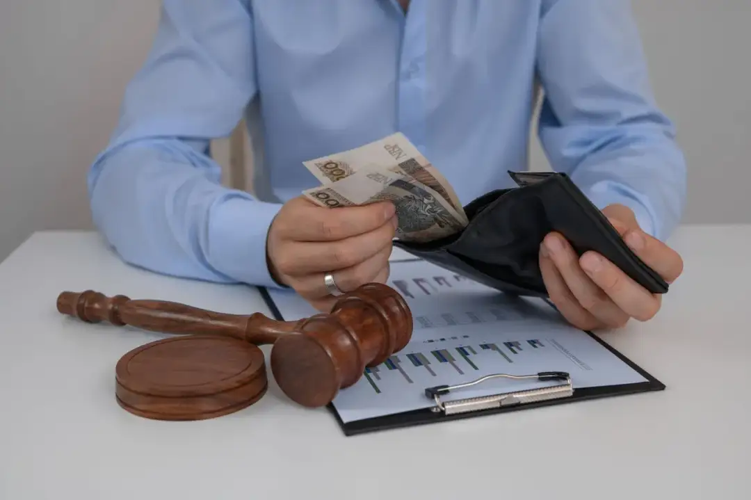 Wycena nieruchomości przez komornika i co dalej - uniknij kłopotów finansowych