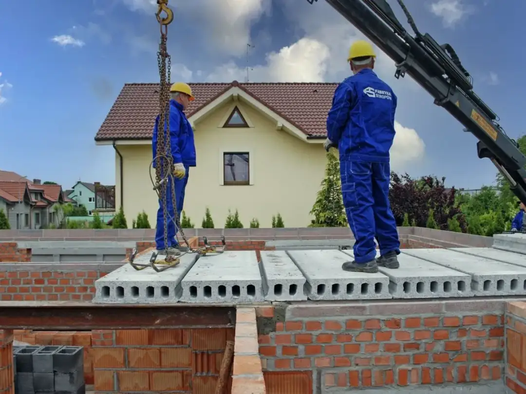 Strop: Co to, jaki wybrać i dlaczego jest kluczem do domu?