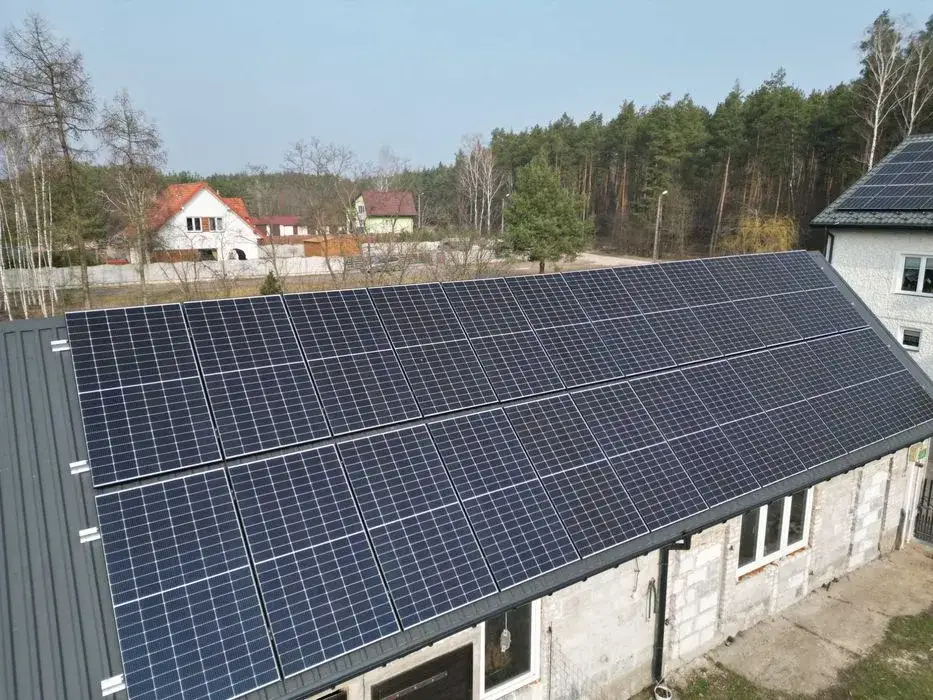 Elektrownia słoneczna 10 kW: Jak zaoszczędzić na rachunkach za prąd?
