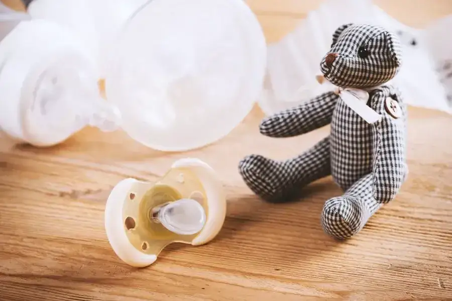 Jak wyparzyć smoczek Lovi, aby zapewnić bezpieczeństwo dziecka