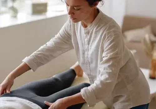 Ile zarabia fizjoterapeuta sportowy? Zaskakujące fakty o pensjach