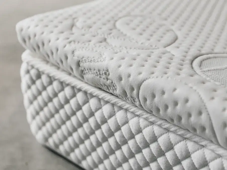 Jaki materac na ból kręgosłupa lędźwiowego? Oto najlepsze opcje